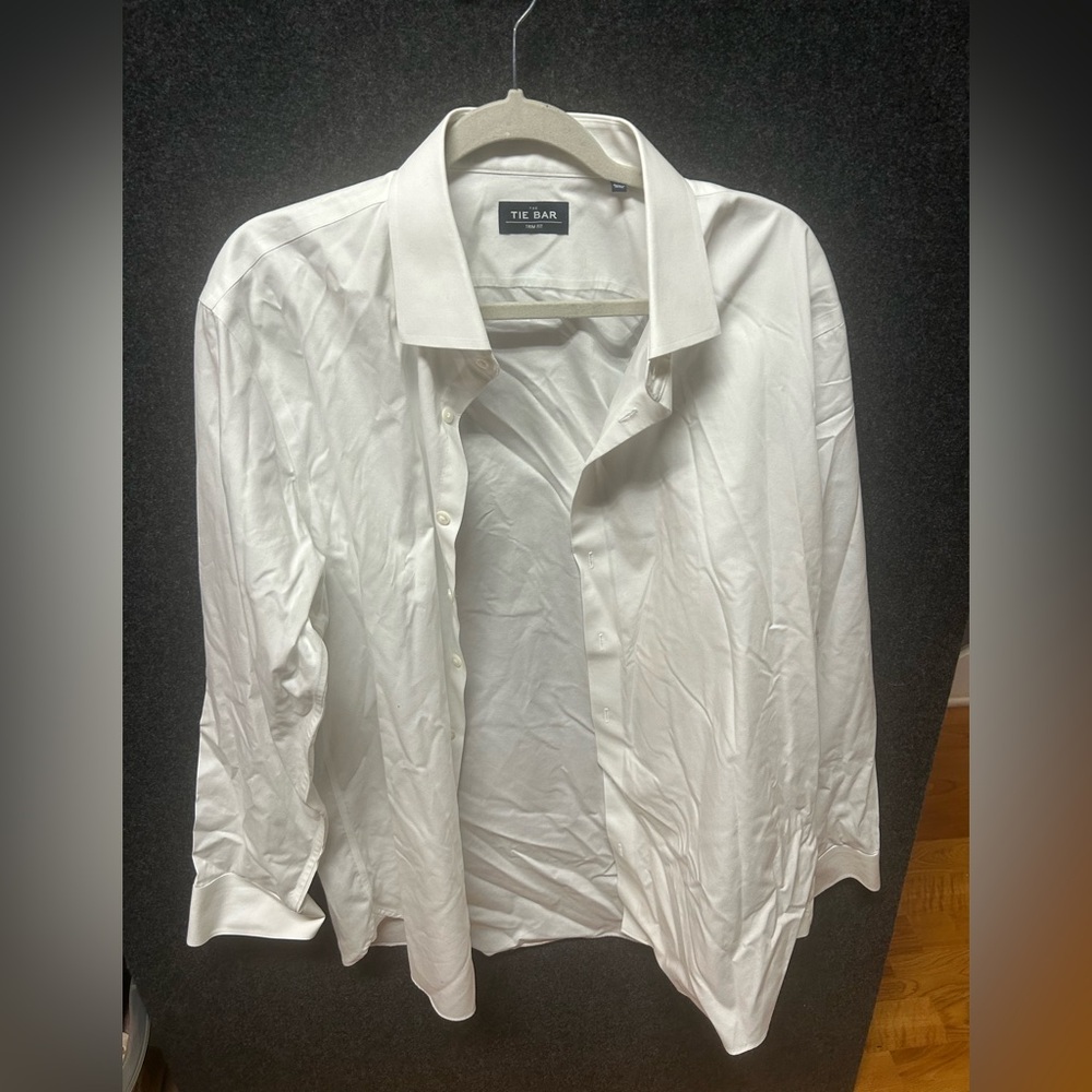 The Tie Bar Men’s Dress Shirt 17.5 34/35 White